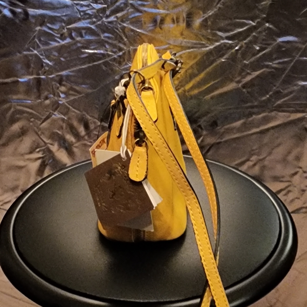 Purse - Picture 3 of 3